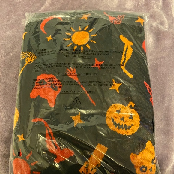 Hocus Pocus Cardigan - Picture 3 of 3